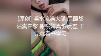 短发气质少妇 ·月空下的小野猫· 利丝袜美腿紫薇，美足诱惑，丝袜挑逗，两瓣木耳你喜欢吗！