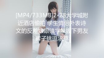 kcf9.com-万人求重磅福利，OF极品大乳头原味小清新反差女神【纭纭】订阅，白皙蜜桃臀粉嫩美鲍道具紫薇各种淫态勾引2