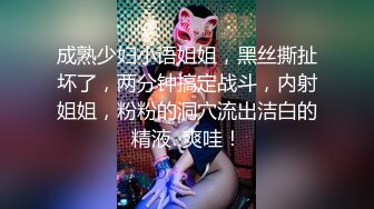 【近日下海颜值女神】极度风骚，刚走大姨妈腰爽一下，蓝色假屌猛插骚穴，太舒服白浆流出，翘起屁股后入一脸享受