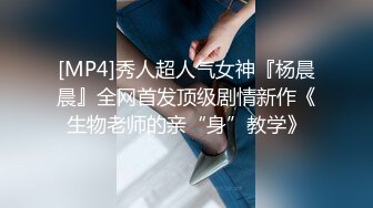 【CP经典】商场女厕全景偷拍11位年轻妹子颜值都还挺不错的（一 ） (6)